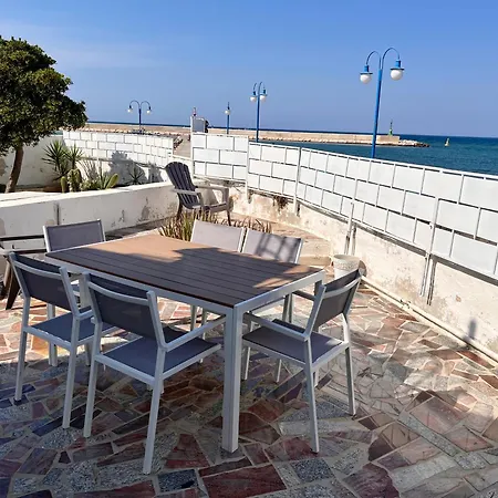 Holiday home Ostuni - Sea Front - On The Beach Villanova di Ostuni