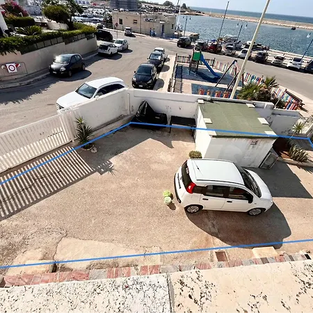 Ostuni - Sea Front - On The Beach Dom wakacyjny